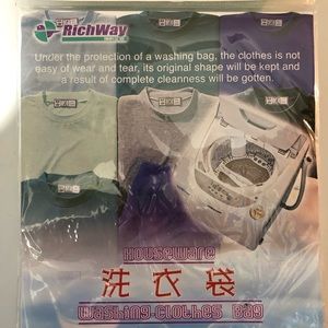 Laundry bag free with purchase